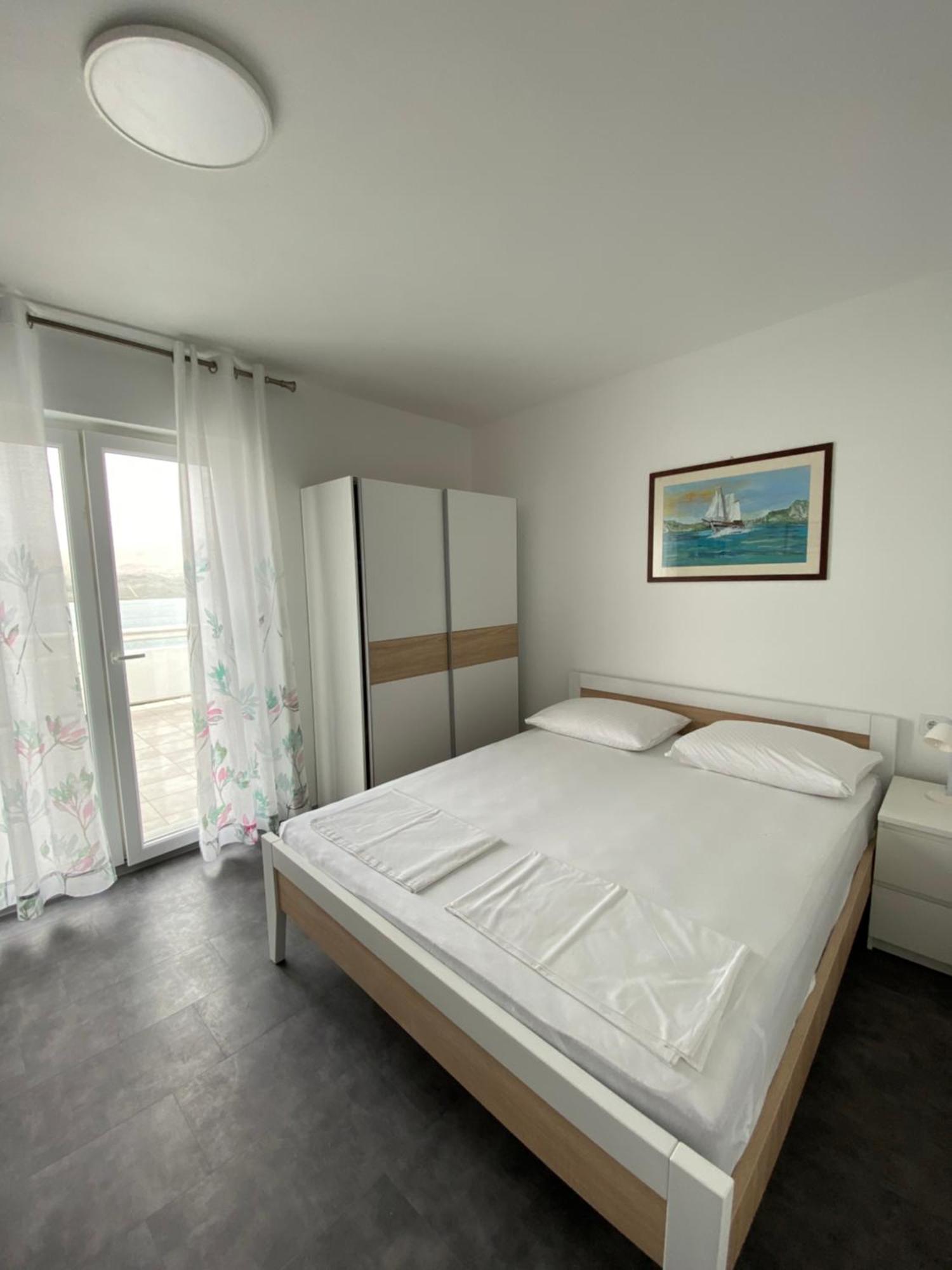 Apartmani Pozega Pag Town Exterior foto